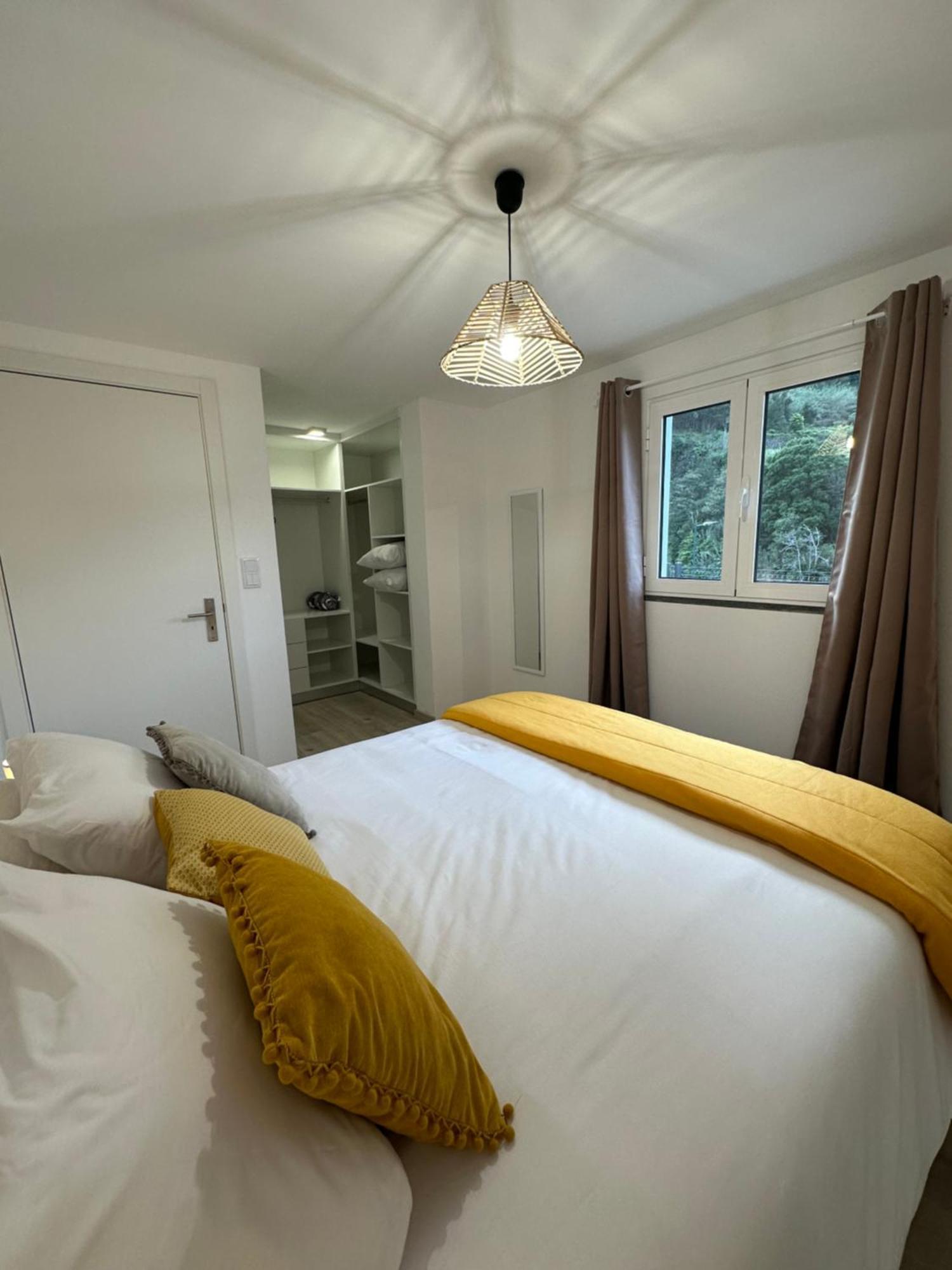 The Green Valley House Sao Vicente  Ngoại thất bức ảnh